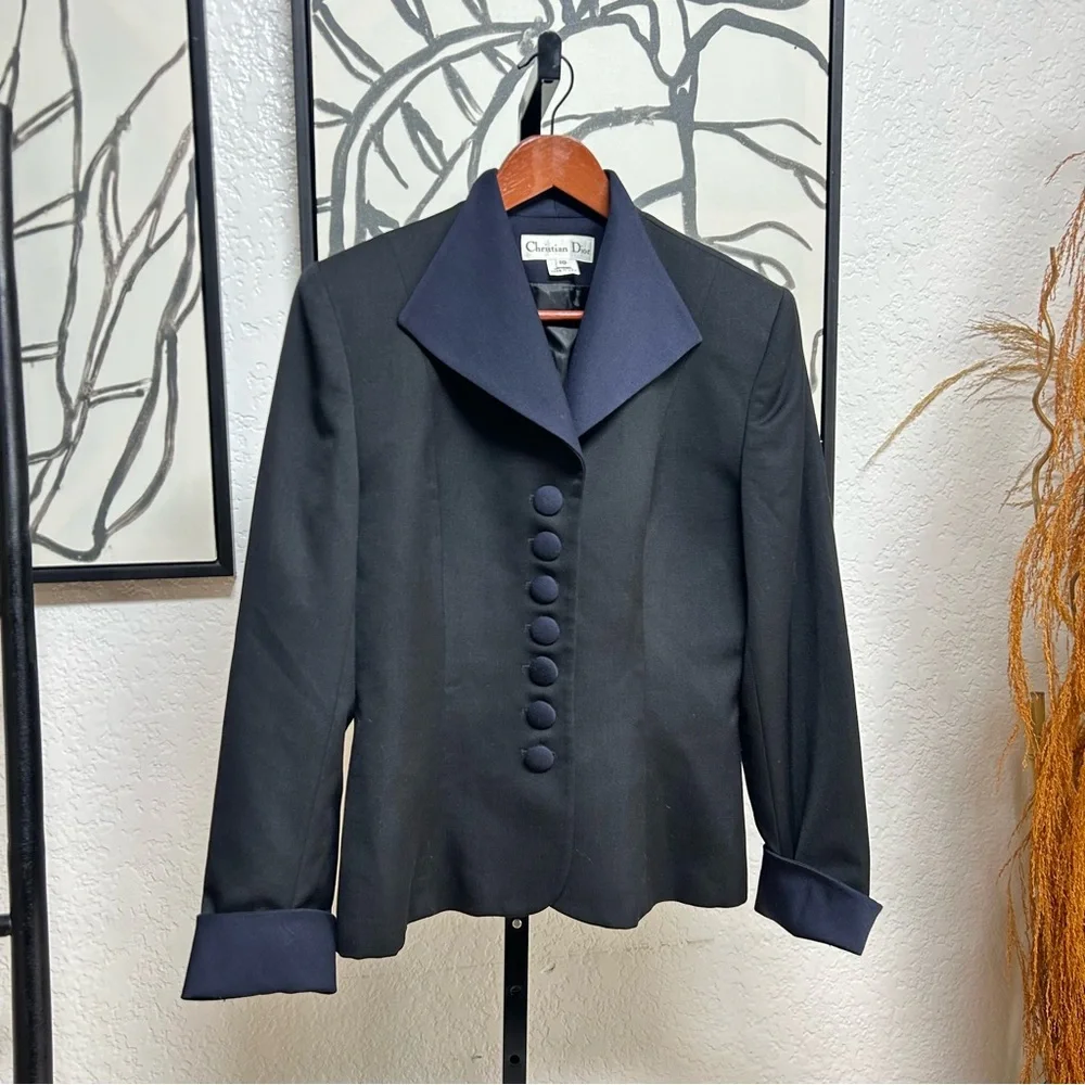 Dior item details